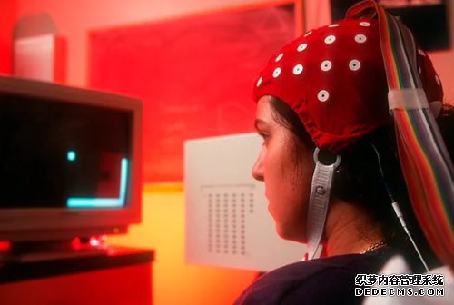 杏耀 心灵与机器的融合: