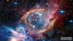 <b>天文学家在一台电脑里创造了800万个小宇宙，并</b>