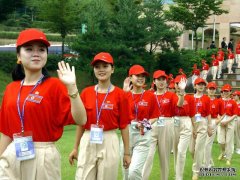 <b>朝鲜的啦啦队—杏耀登录—一支美女大军</b>