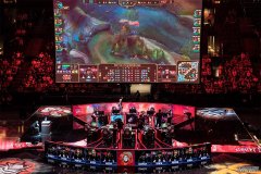 <b>百度杏耀《英雄联盟》(League of Legends)、《使命召</b>