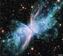 <b>哈勃提供了失控杏耀平台恒星的整体图像</b>