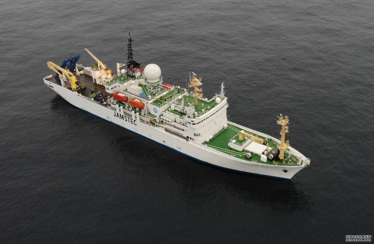 杏2系列北冰洋探险队推进气候建模