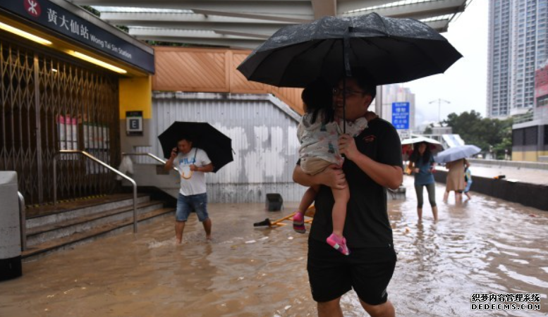 世紀暴雨｜政府發「極端情況」未宣布停工 沐鸣平台官网孫玉菡指部分工種屬必須 不宜一刀切